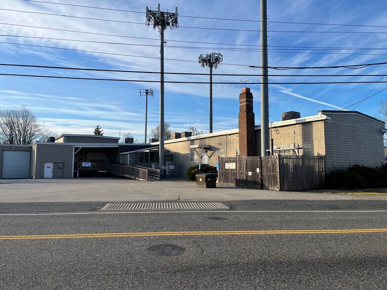 More Photos Of 25 Brigham St, Westborough Distribution For Lease