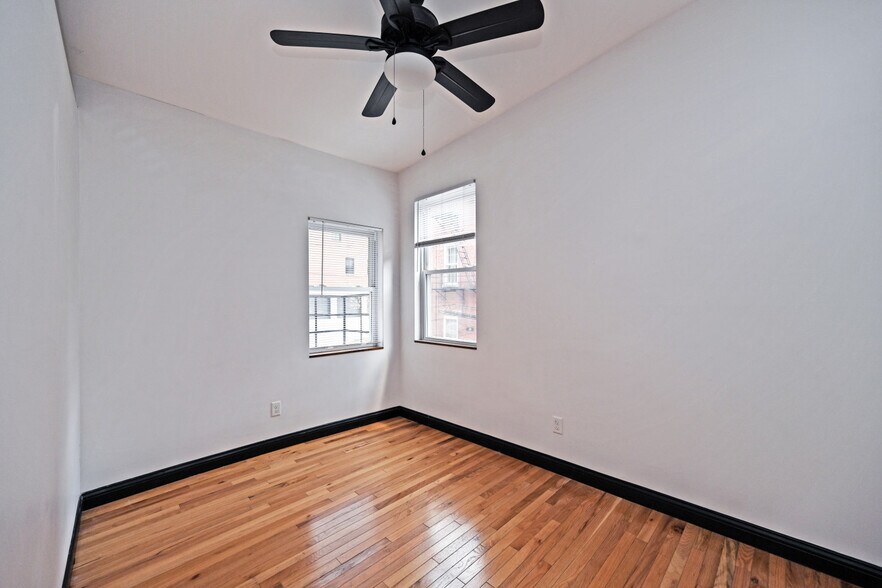 More Photos Of 226 E Clifton Ave, Cincinnati Apartments For Sale