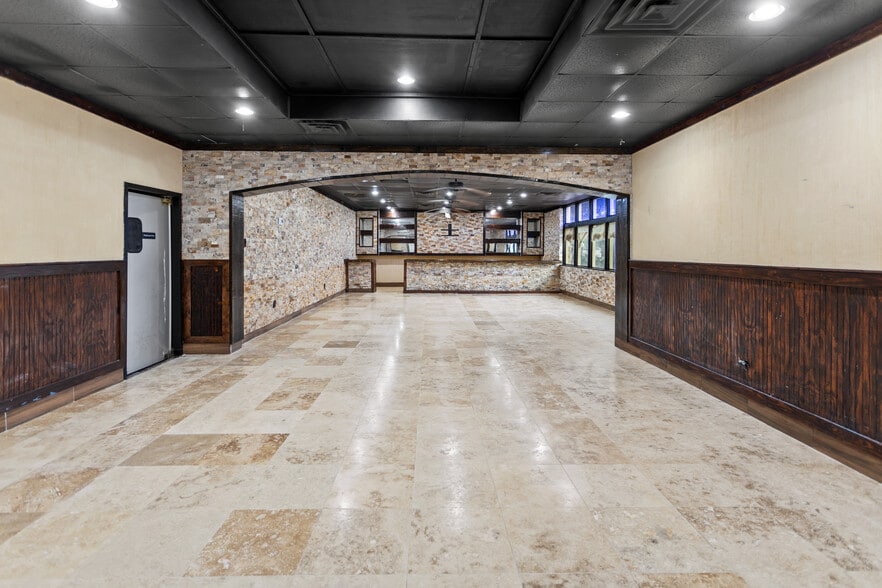 More Photos Of 720 E Oglethorpe Hwy, Hinesville Restaurant For Sale