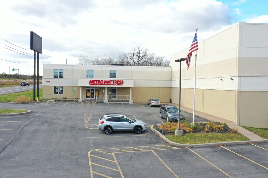 More Photos Of 3545 John Glenn Blvd, Syracuse Warehouse For Lease