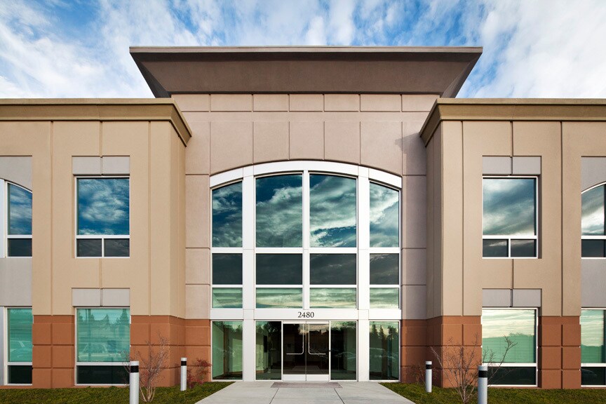 More Photos Of 2480 Hilborn Rd, Fairfield Medical For Lease