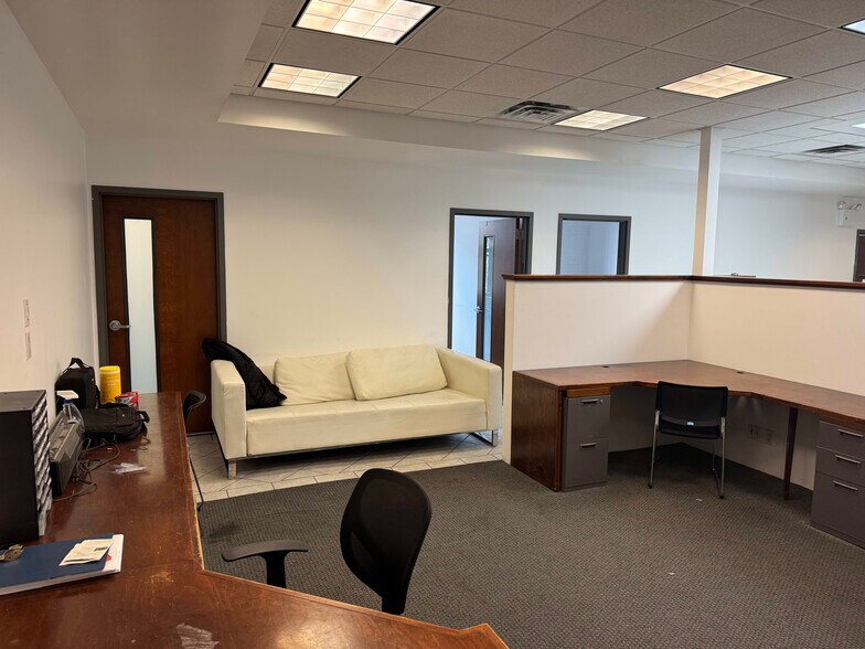 More Photos Of 415-425 Concord Ave, Bronx Industrial For Sale