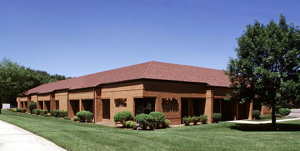 More Photos Of , Flossmoor Office For Sale