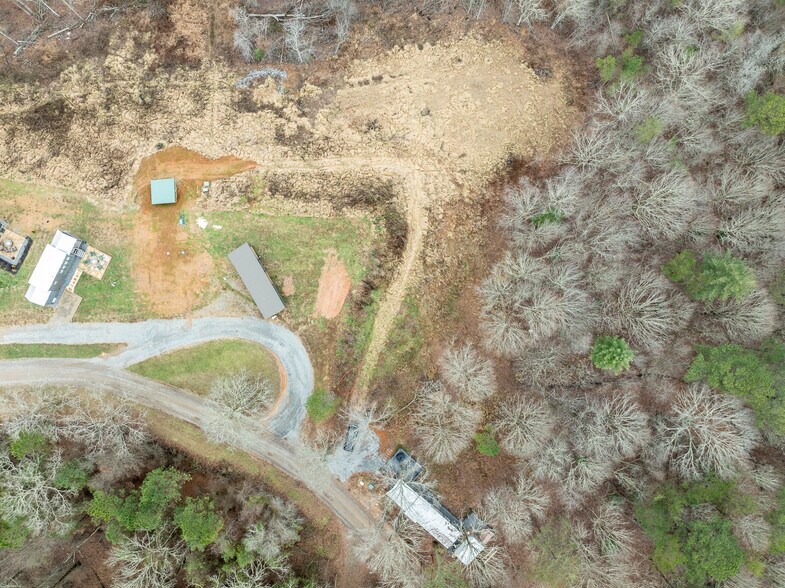 More Photos Of 177 Roper Rd, Copperhill Specialty For Sale