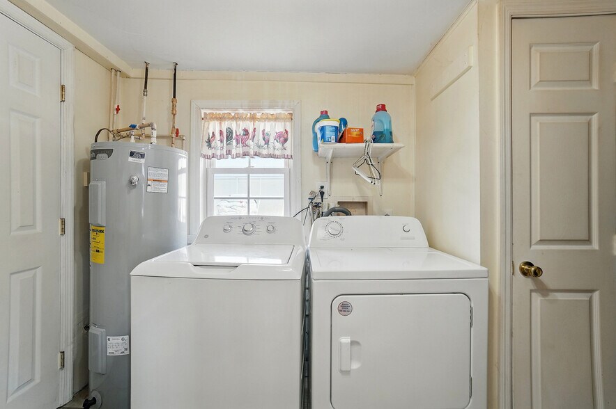 More Photos Of 1056 US-68, Xenia Garden Center For Sale