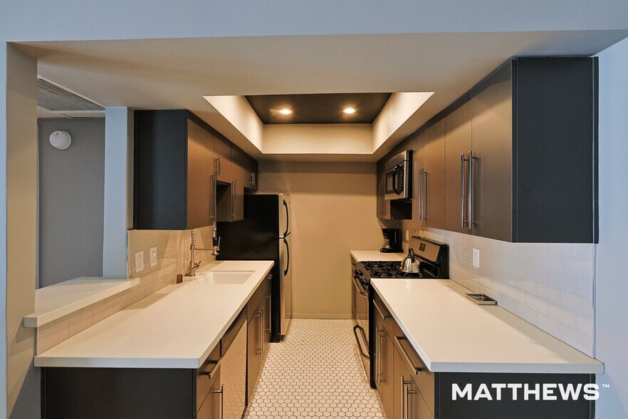 More Photos Of 888 Hilgard Ave, Los Angeles Apartments For Sale