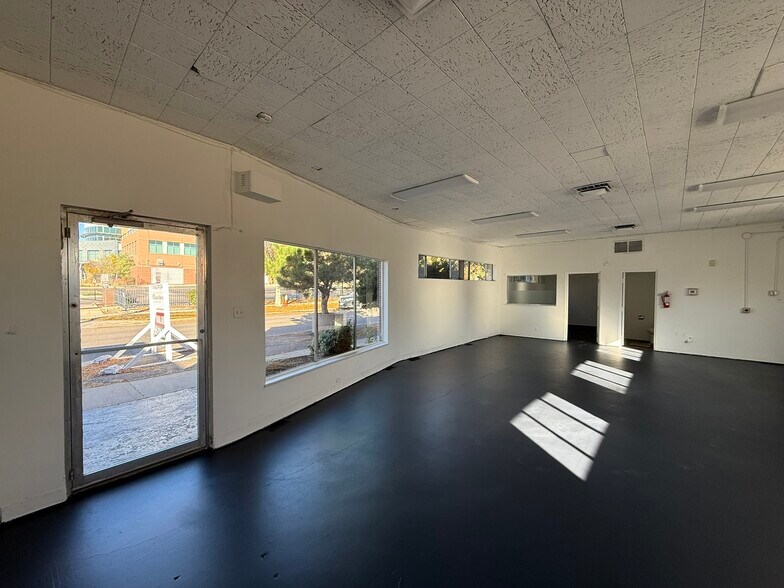 More Photos Of 2030 N Clay St, Denver Flex For Lease