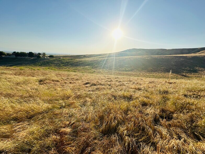 More Photos Of Tarina Ct @ Breckenridge & Comanche, Bakersfield Land For Sale
