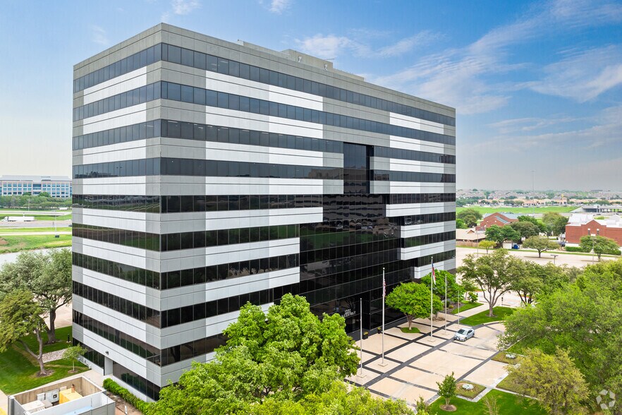 Primary Photo Of 1231 Greenway Dr, Irving Office For Lease