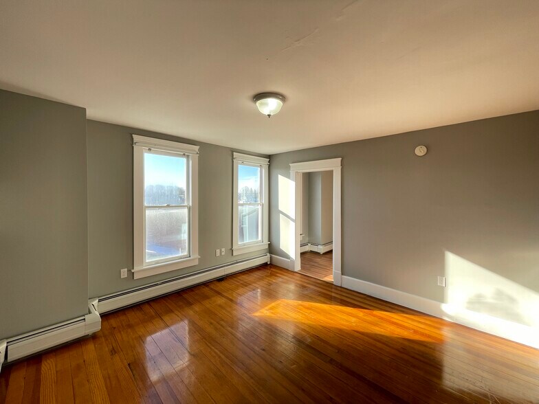 More Photos Of 131-135 Main St, Pembroke Apartments For Sale