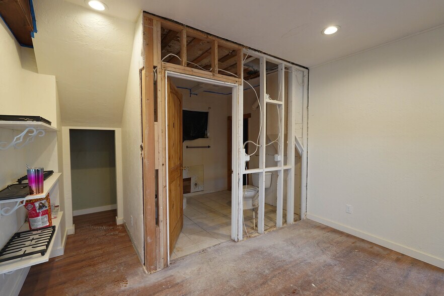 More Photos Of 428 1st Ave W, Kalispell Office For Sale