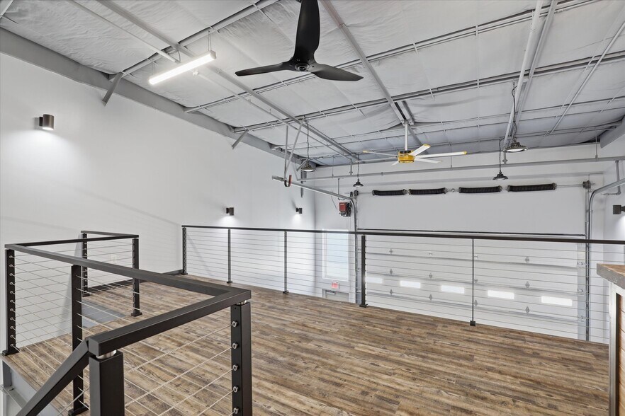 More Photos Of 6767 All Stars Ave, Frisco Showroom For Sale