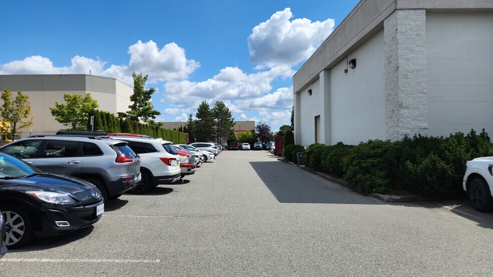 More Photos Of 20385 64th Ave, Langley Twp Office For Lease