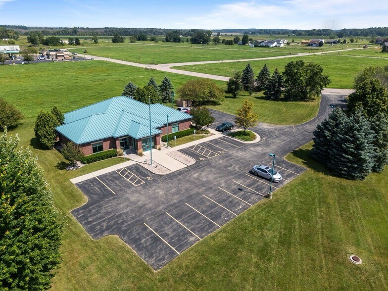 More Photos Of N430 Wood Duck Dr, Fremont Medical For Sale