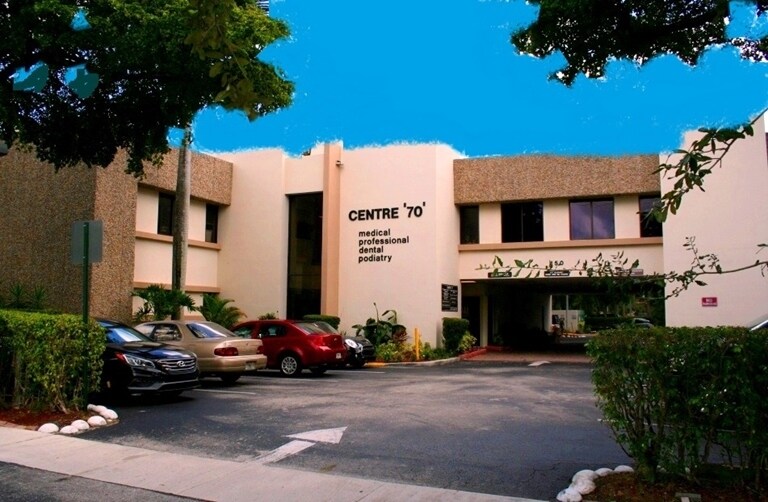 Primary Photo Of 150 NW 70th Ave, Plantation Medical For Lease