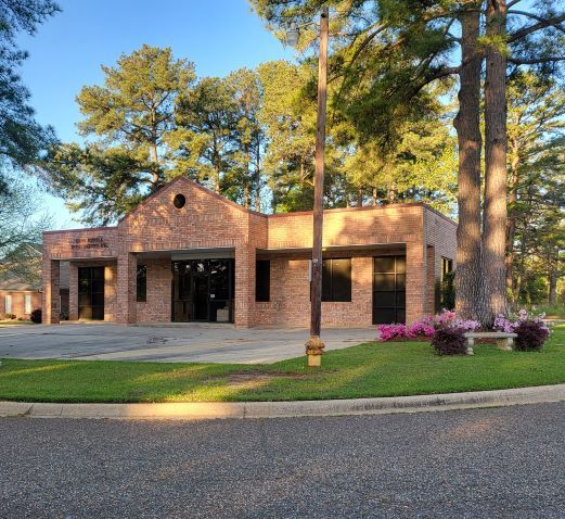 More Photos Of 1523 Colony Cir, Longview Office For Sale