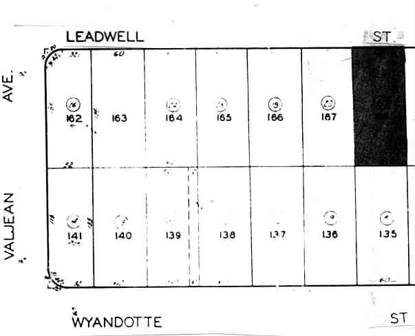 More Photos Of 16122-16124 Leadwell St, Van Nuys Light Manufacturing For Lease