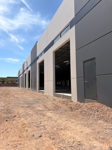 More Photos Of Blue Diamond Road & Arville Street Rd, Las Vegas Unknown For Lease
