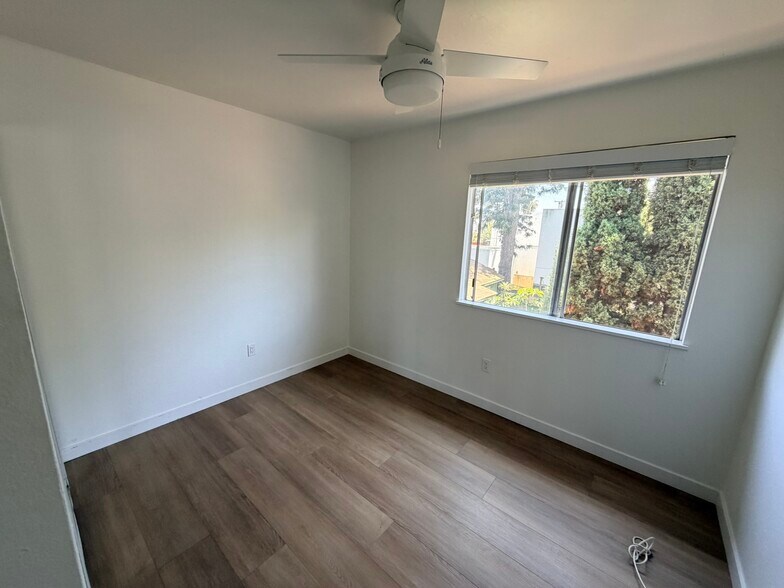 More Photos Of 3553 Landis St, San Diego Apartments For Sale