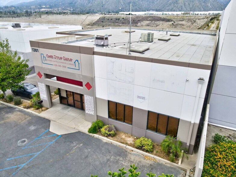 More Photos Of 1301 Foothill Blvd, Azusa Warehouse For Lease