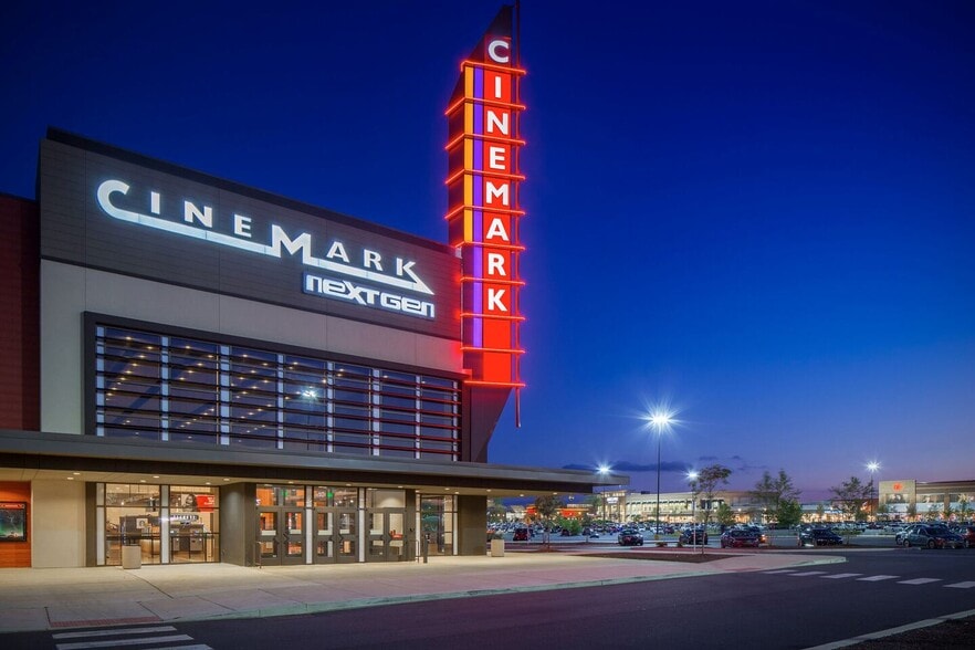 More Photos Of 100-808 Christiana Mall, Newark Unknown For Lease