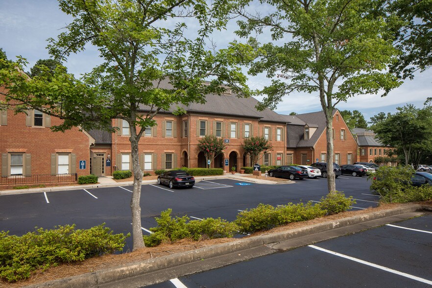 More Photos Of 1519 Johnson Ferry Rd, Marietta Office For Lease