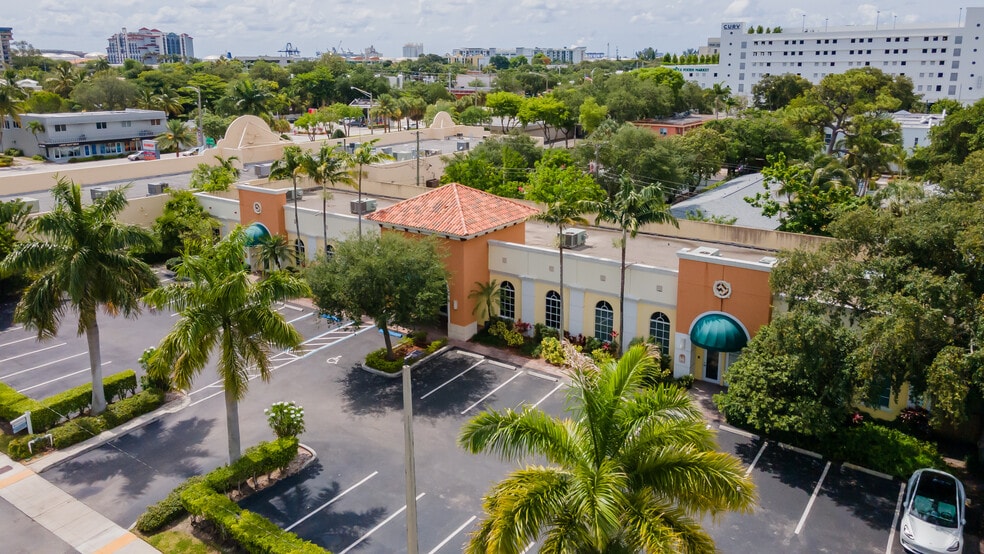 More Photos Of 500 SE 15th St, Fort Lauderdale Medical For Lease