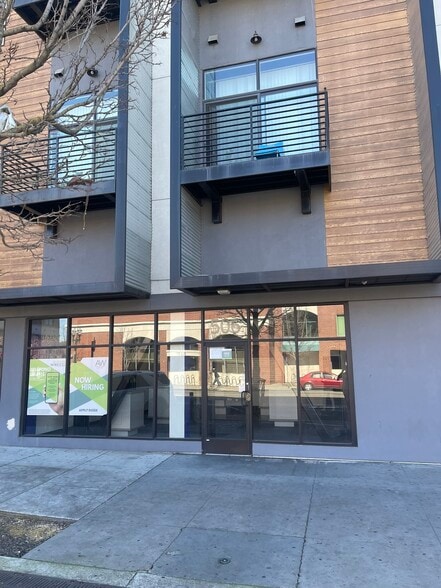 More Photos Of 506 E Weber Ave, Stockton Apartments For Lease