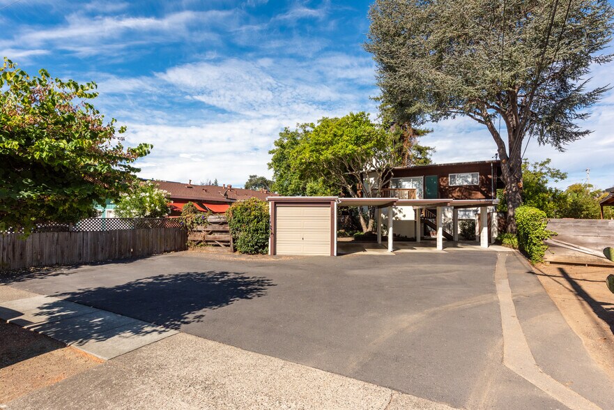 More Photos Of 1041 3rd St, Novato Apartments For Sale