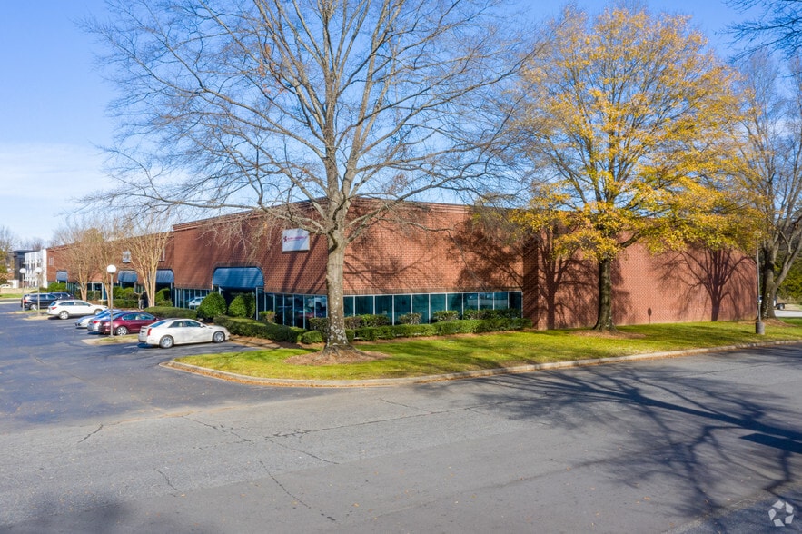 More Photos Of 14201 S Lakes Dr, Charlotte Unknown For Lease