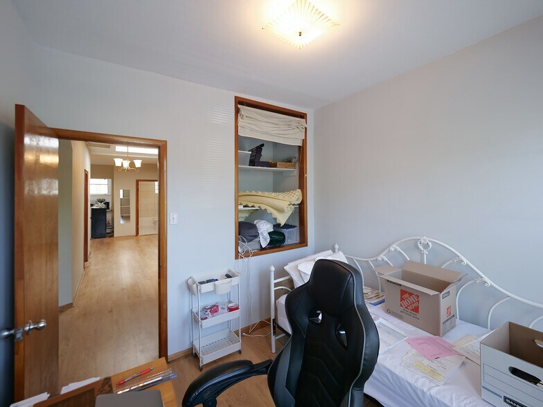 More Photos Of 3256-3258 N Elston Ave, Chicago Storefront Retail Residential For Sale