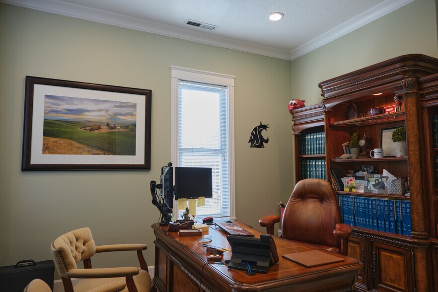 More Photos Of 1491 Commercial St SE, Salem Office Residential For Sale