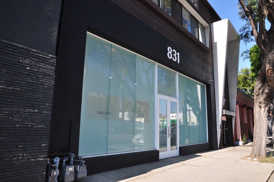 More Photos Of 829-831 N Highland Ave, Los Angeles General Retail For Sale