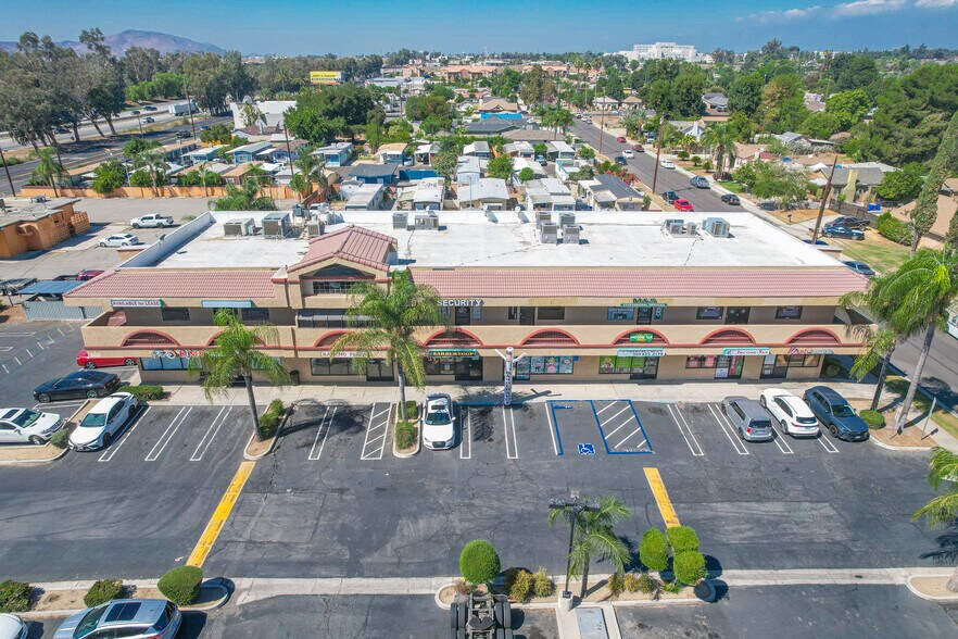 Primary Photo Of 821-833 W Valley Blvd, Colton General Retail For Sale