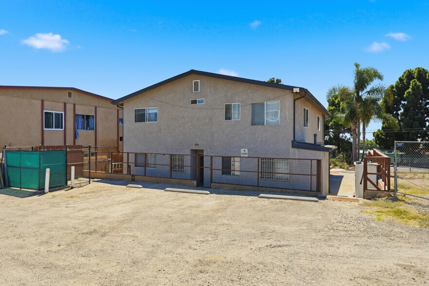 More Photos Of 810 Acacia Ave, Oceanside Apartments For Sale