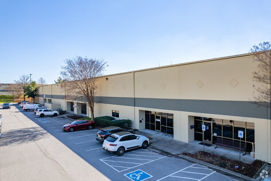 More Photos Of 700 Melrose Ave, Nashville Warehouse For Lease