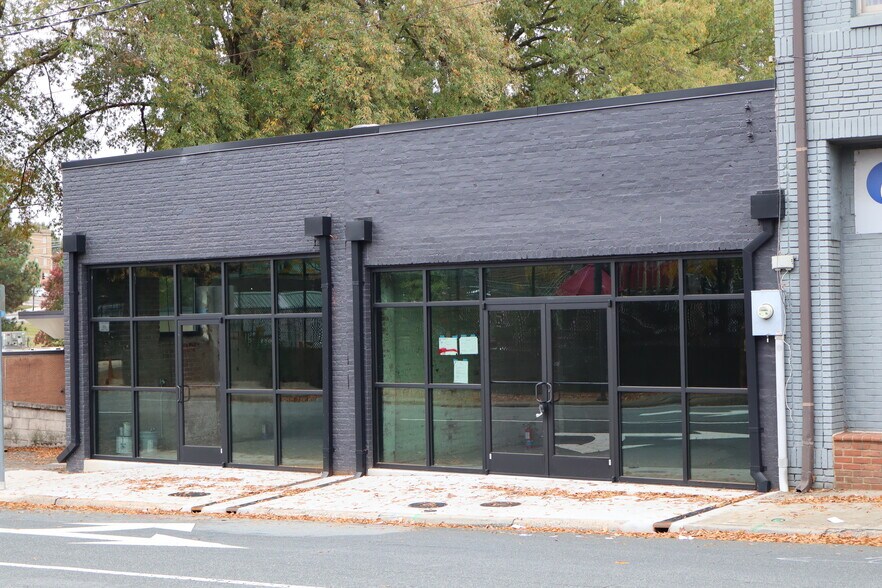 More Photos Of 640-642 N Cherry St, Winston-Salem Storefront Retail Office For Lease