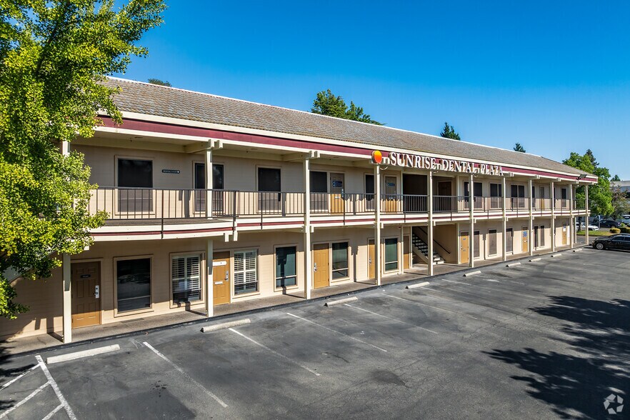 More Photos Of 7916 Pebble Beach Dr, Citrus Heights Medical For Lease