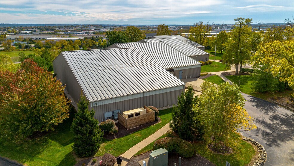 More Photos Of 4400 Port Union Rd, West Chester Light Distribution For Lease