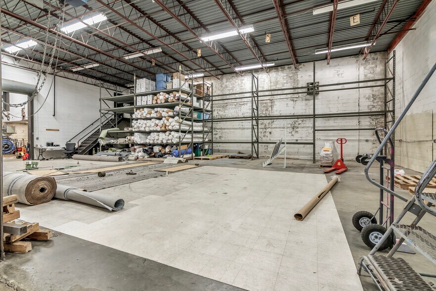 More Photos Of 223 Winthrop Ave, Lawrence Manufacturing For Sale