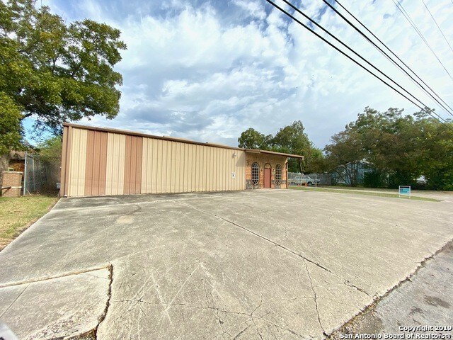 More Photos Of 5447 Seguin Rd, Kirby Auto Repair For Sale