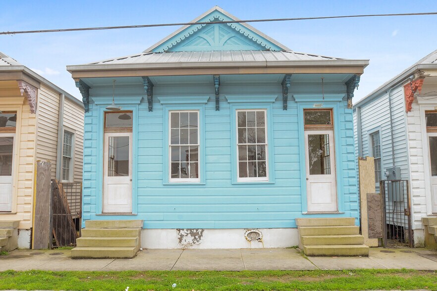 More Photos Of 2500 Freret St, New Orleans Apartments For Sale