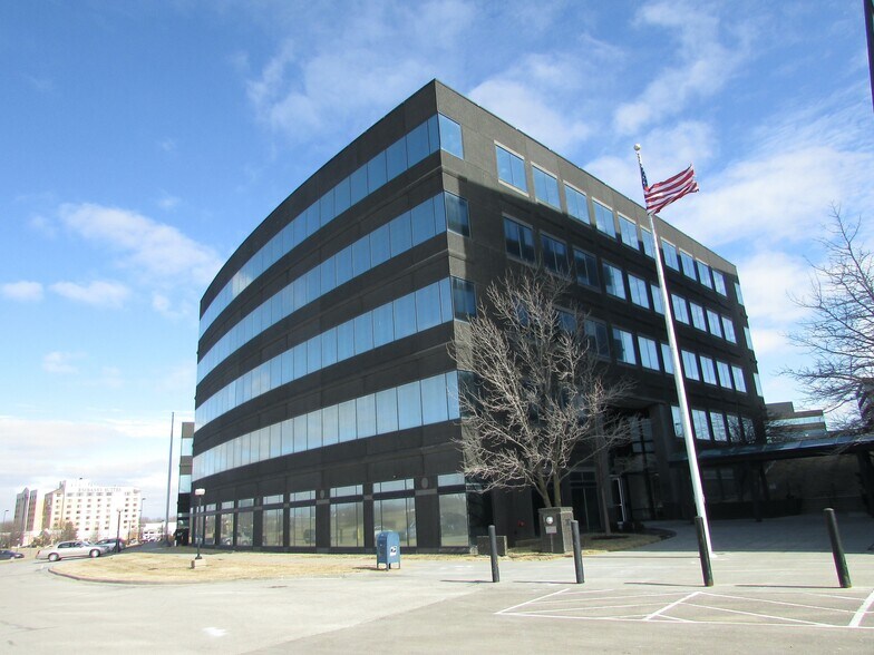 Primary Photo Of 7505 NW Tiffany Springs Pky, Kansas City Office For Lease