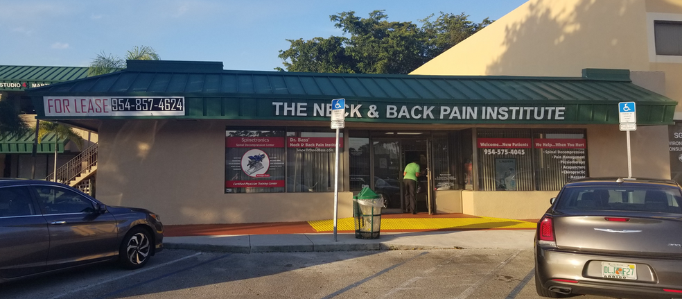 More Photos Of 10251-10281 W Sample Rd, Coral Springs Storefront Retail Office For Lease