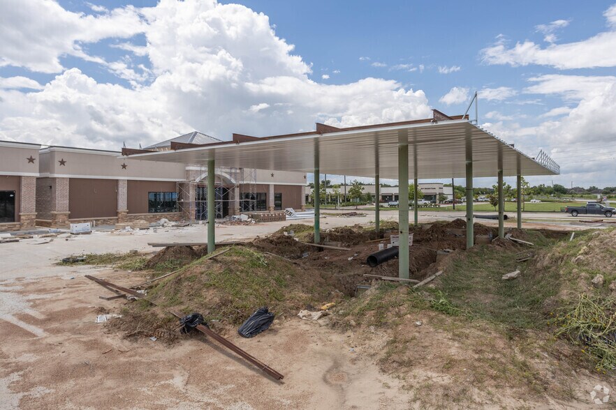 More Photos Of Swc Of Bailey Ave/CR 101 And County Road 94, Manvel Convenience Store For Lease