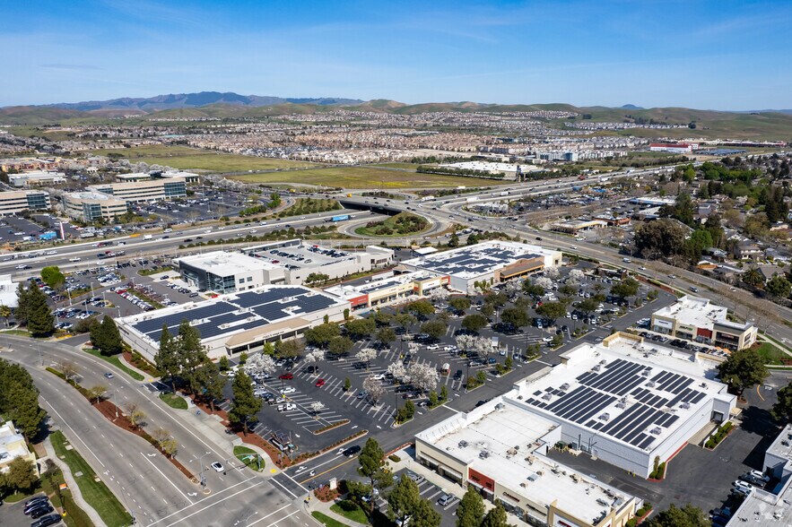 More Photos Of 4255-4299 Rosewood Dr, Pleasanton General Retail For Lease