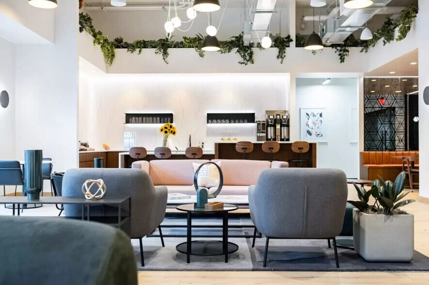 More Photos Of 880 Monon Green Blvd, Carmel Coworking Space