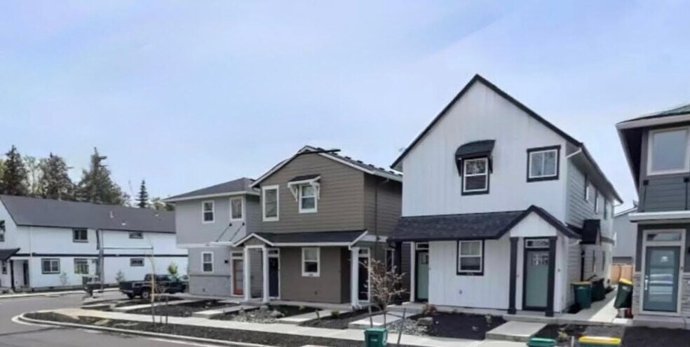 Primary Photo Of 1270 Pacific, Forest Grove Apartments For Sale