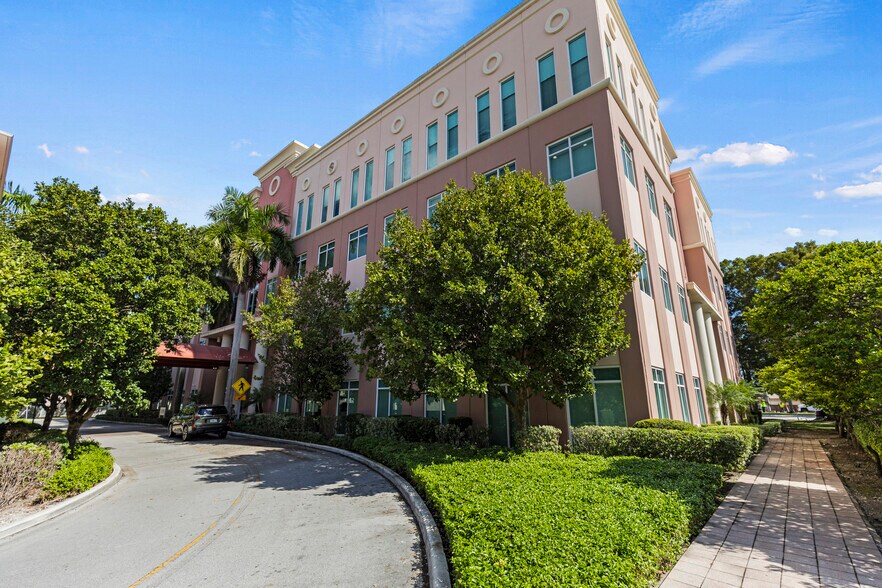 More Photos Of 8200 SW 117th Ave, Miami Medical For Lease