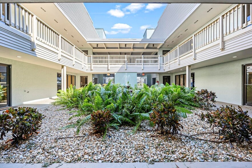 More Photos Of 700 N Wickham Rd, Melbourne Office For Lease